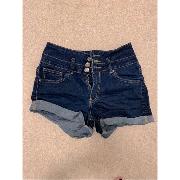 High waisted denim shorts - Picture 1 of 1
